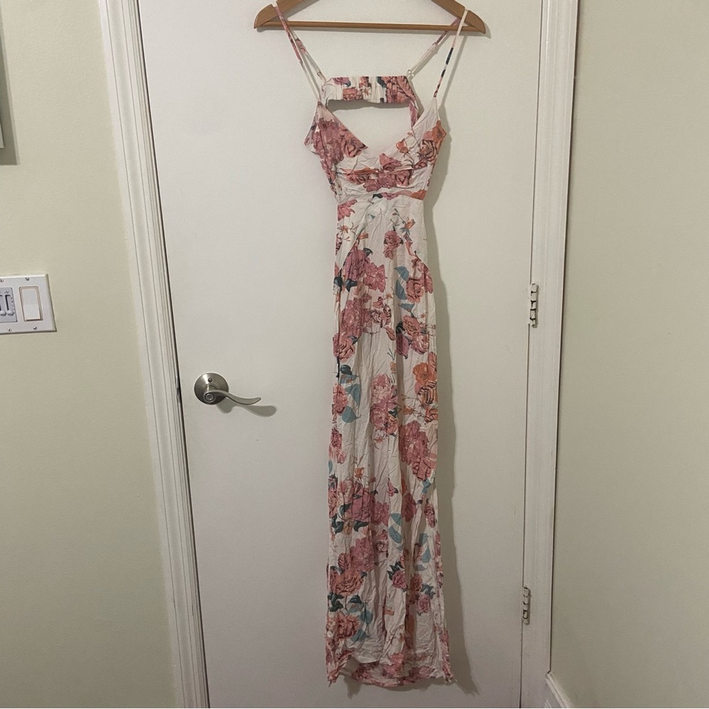 Forever 21 White and Pink Floral Print Backless Sleeveless Maxi Summer Dress
